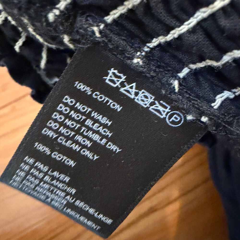 Wome URBAN OUTFITTERS Shirred Crop Top Stretch Knit Cropped Top in Black Medium - Picture 5 of 7